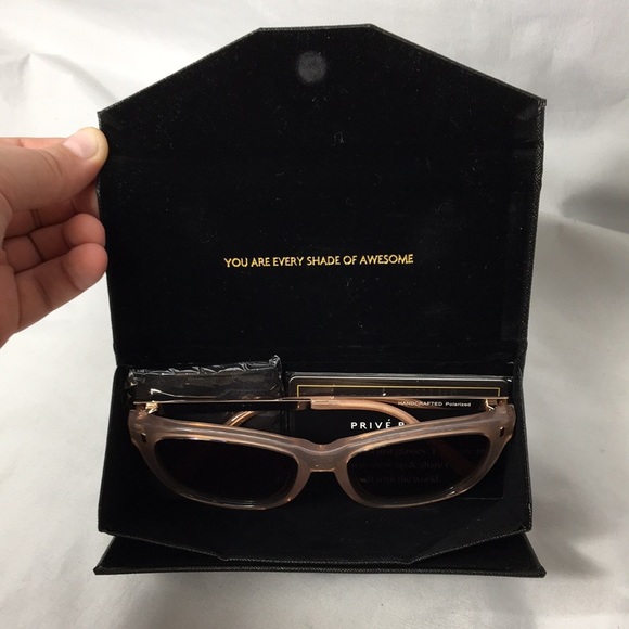 Privé Revaux Womens Rose Gold Pink Sunglasses With Case Like-New - Picture 15 of 16